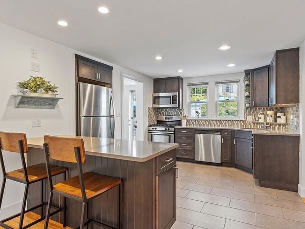 50 Putnam Park, Fitchburg MA 01420