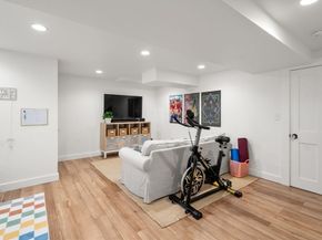 107 Baldwin St, Boston MA 02129