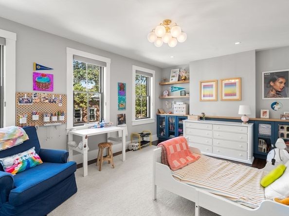 107 Baldwin St, Boston MA 02129