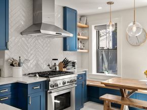 107 Baldwin St, Boston MA 02129