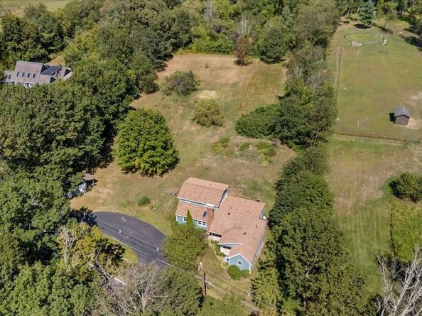 163 Rowley Hill Rd, Sterling MA 01564