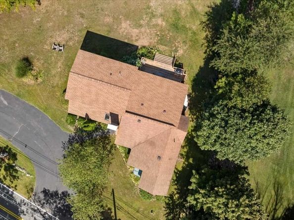 163 Rowley Hill Rd, Sterling MA 01564