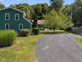 163 Rowley Hill Rd, Sterling MA 01564