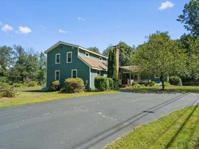 163 Rowley Hill Rd, Sterling MA 01564