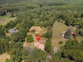 163 Rowley Hill Rd, Sterling MA 01564