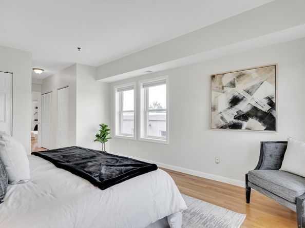2456 Massachusetts Ave 402, Cambridge MA 02140
