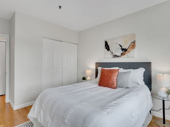 2456 Massachusetts Ave 402, Cambridge MA 02140