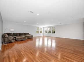 4 Harvest Dr 214, North Andover MA 01845