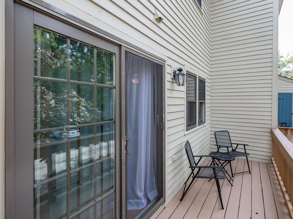 71 Apache Way 71, Tewksbury MA 01876
