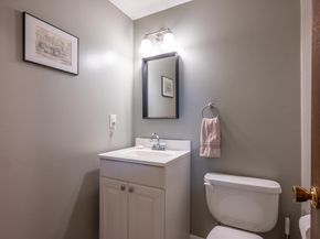 71 Apache Way 71, Tewksbury MA 01876