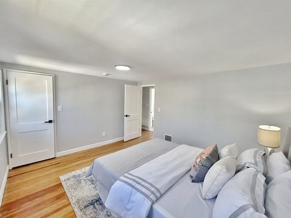 24 Regent Rd, Malden MA 02148