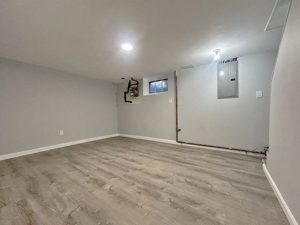 24 Regent Rd, Malden MA 02148
