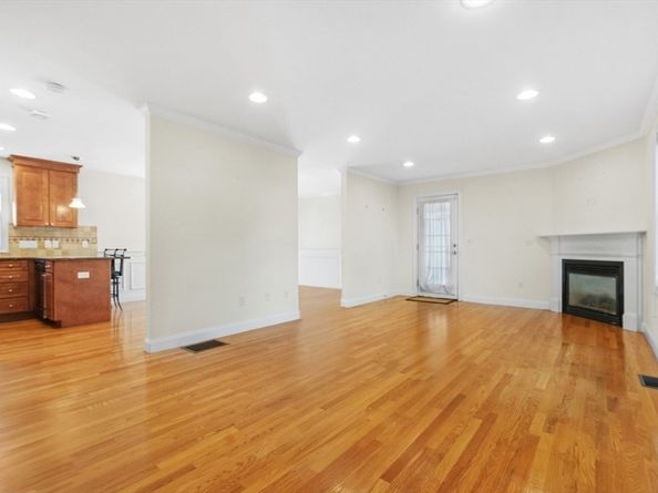 177 Fayette St 177, Watertown MA 02472