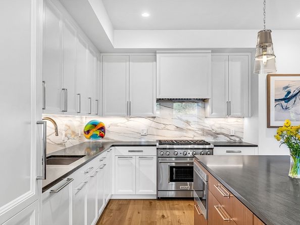 100 Linden Street 105, Wellesley MA 02482