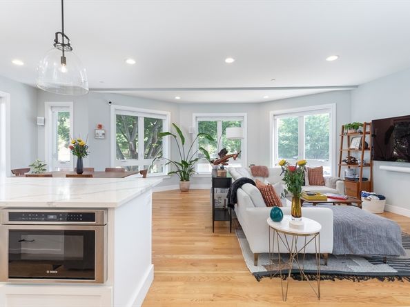 3305 Washington St 201, Boston MA 02130