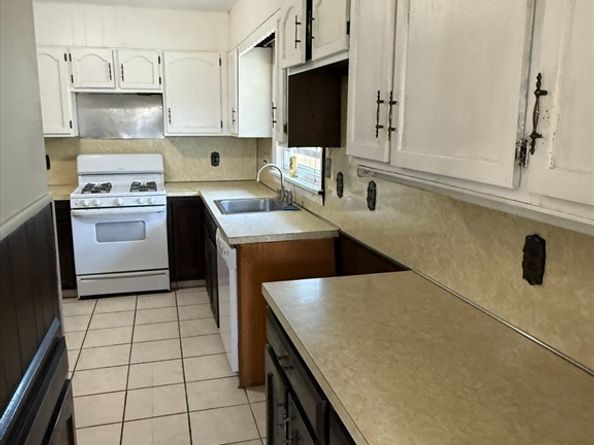 158 Reservoir Ave, Revere MA 02151