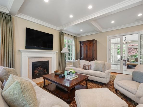 3 | 9 Ravine Road, Wellesley MA 02481