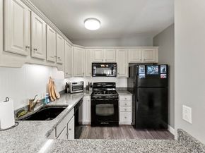 13 Bay Pointe Dr. Ext 13, Wareham MA 02558