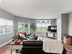 13 Bay Pointe Dr. Ext 13, Wareham MA 02558