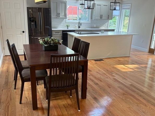 70 Mill St, Middleton MA 01949