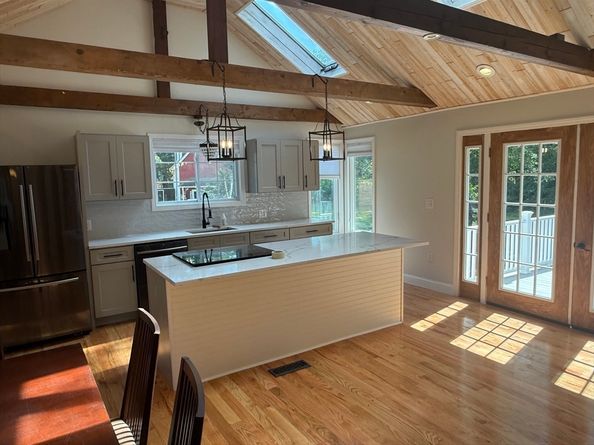 70 Mill St, Middleton MA 01949