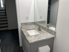 16 Wakefield Ave, Webster MA 01570