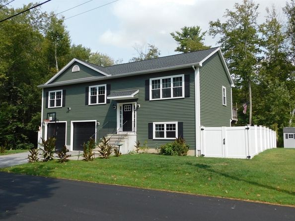 16 Wakefield Ave, Webster MA 01570