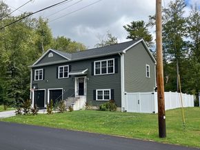 16 Wakefield Ave, Webster MA 01570