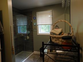 16 Wakefield Ave, Webster MA 01570