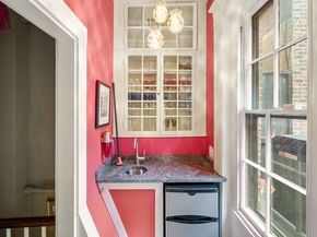 52 River St, Boston MA 02108