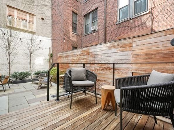 52 River St, Boston MA 02108