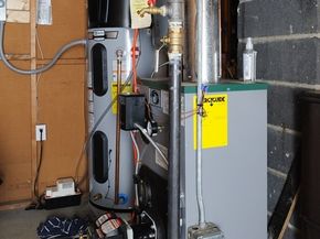 98 Sylvan Ave, Leominster MA 01453