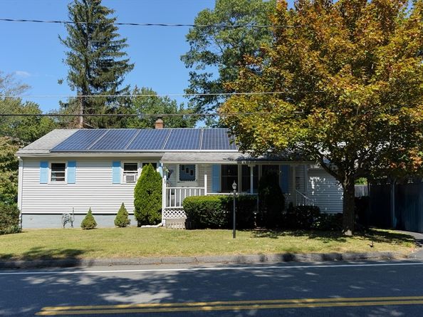 98 Sylvan Ave, Leominster MA 01453