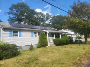 98 Sylvan Ave, Leominster MA 01453