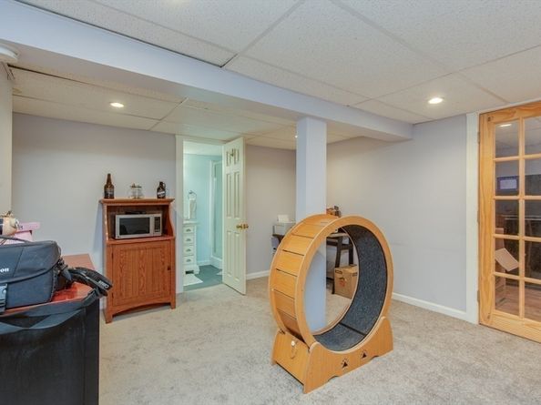 906 Oid Shawsheen Street, Tewksbury MA 01876