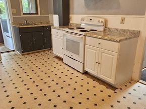 91 Everett St, Southbridge MA 01550