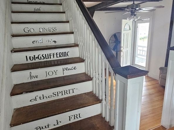 91 Everett St, Southbridge MA 01550