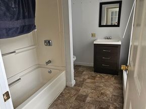 91 Everett St, Southbridge MA 01550