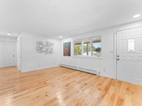 97 Ardsley Cir, Brockton MA 02302