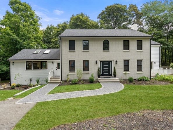 7 Garden Road, Wellesley MA 02481