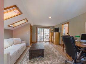 24 Tremont St, Kingston MA 02364