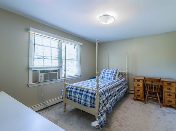 24 Tremont St, Kingston MA 02364