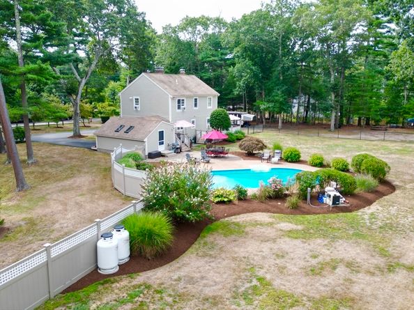 24 Tremont St, Kingston MA 02364