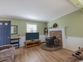24 Tremont St, Kingston MA 02364