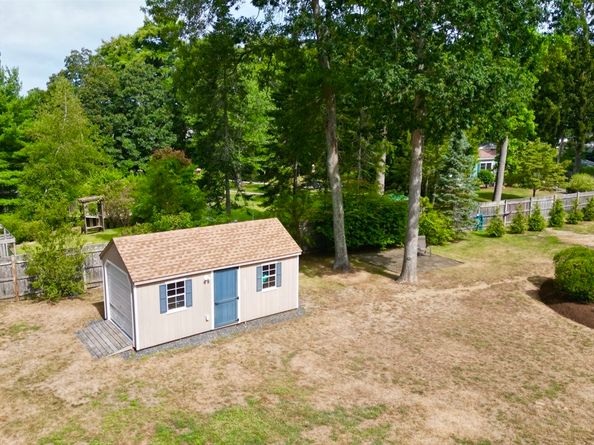 24 Tremont St, Kingston MA 02364
