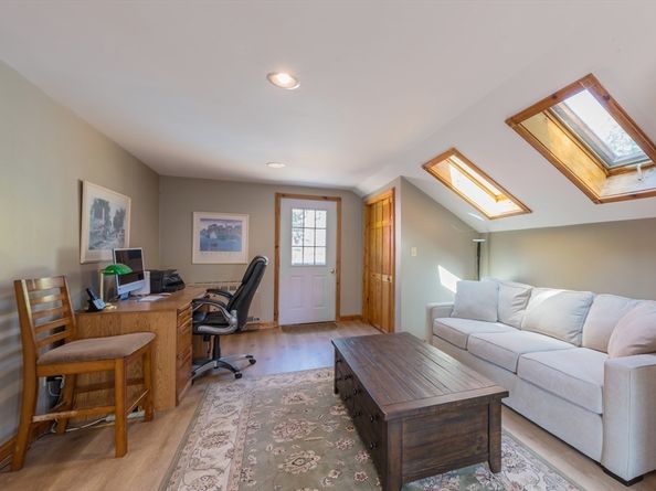 24 Tremont St, Kingston MA 02364