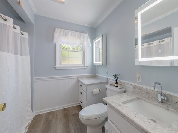 24 Tremont St, Kingston MA 02364