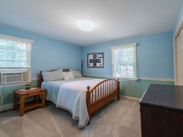 24 Tremont St, Kingston MA 02364
