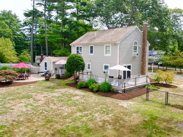 24 Tremont St, Kingston MA 02364