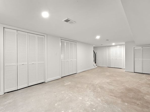 597 E 2nd St, Boston MA 02127